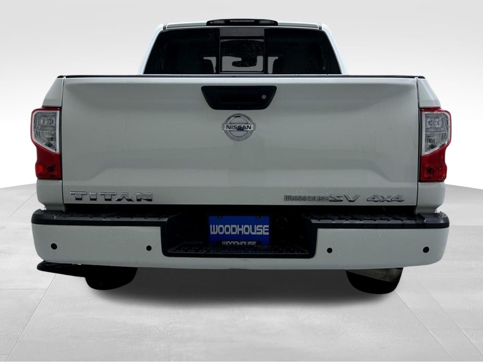 Used 2021 White Nissan SV image 6