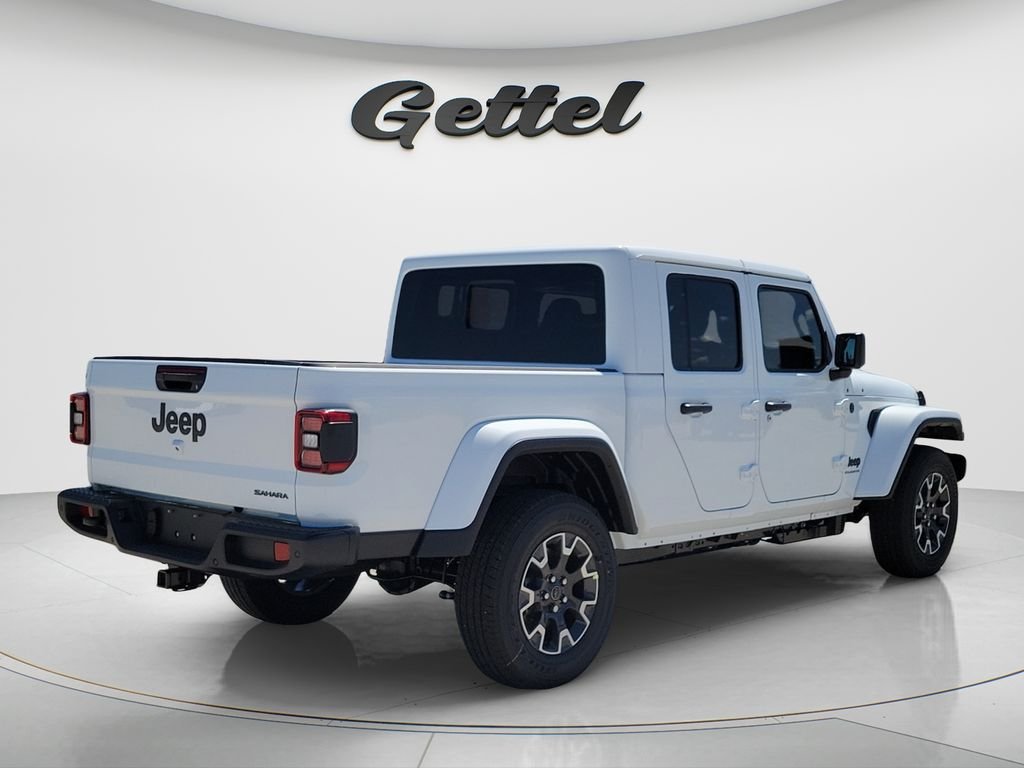 New 2026 Bright White Clear-Coat Exterior Paint Jeep Sahara image 5