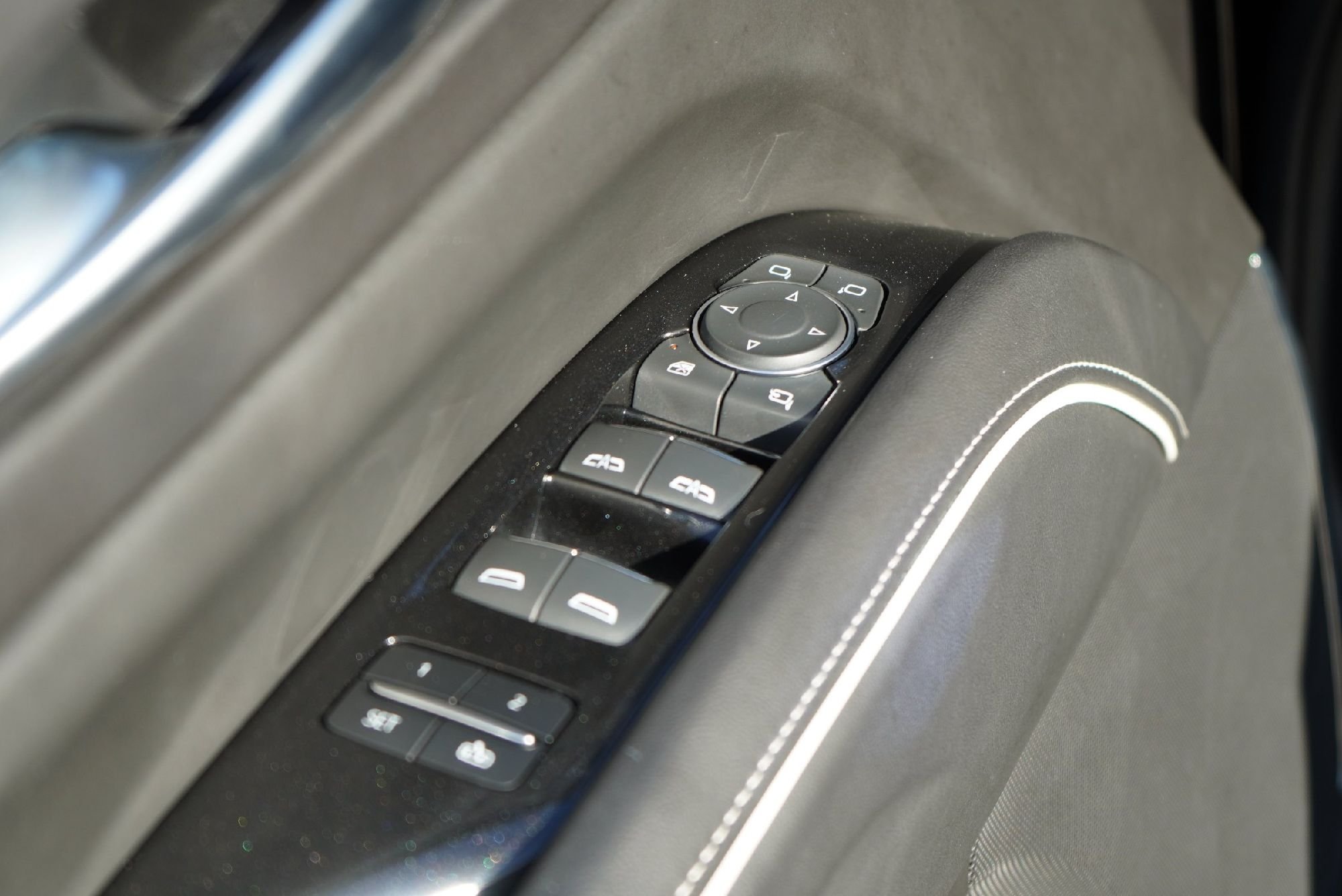 2023 Cadillac Escalade Premium Luxury Platinum - Photo 23