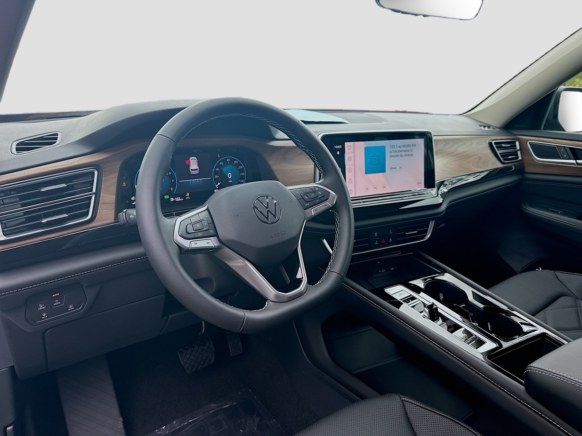 New 2026 Green Volkswagen 2.0T SE w/Technology image 9