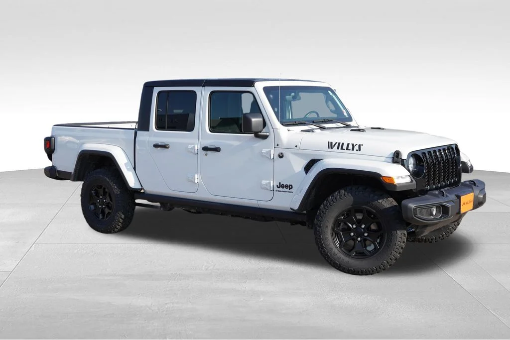 Used 2023 White Jeep Willys image 2