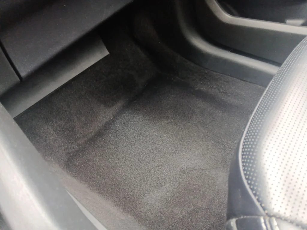 Used 2024 Carbonized Gray Metallic Ford Platinum image 27