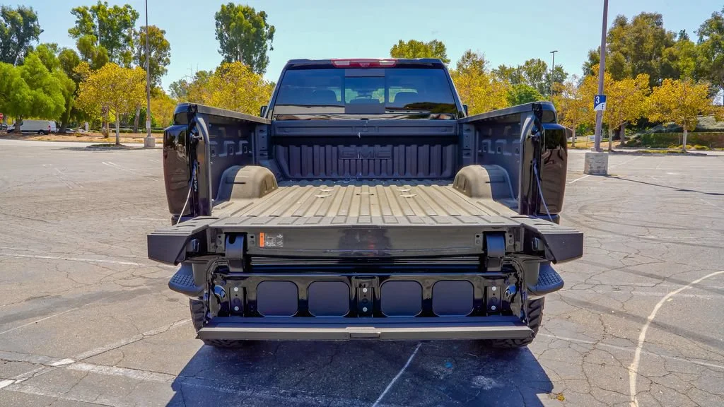 2026 GMC Sierra 2500HD Denali - Photo 9