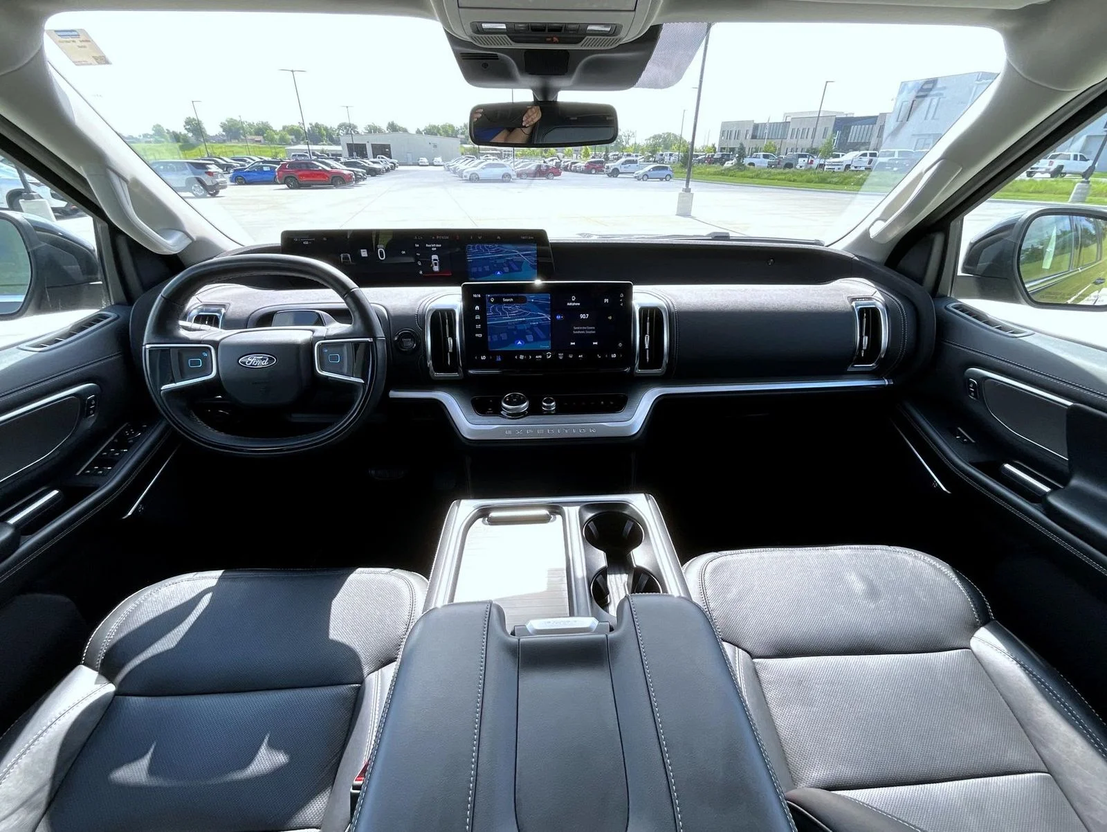 Used 2025 Black Ford Platinum image 15