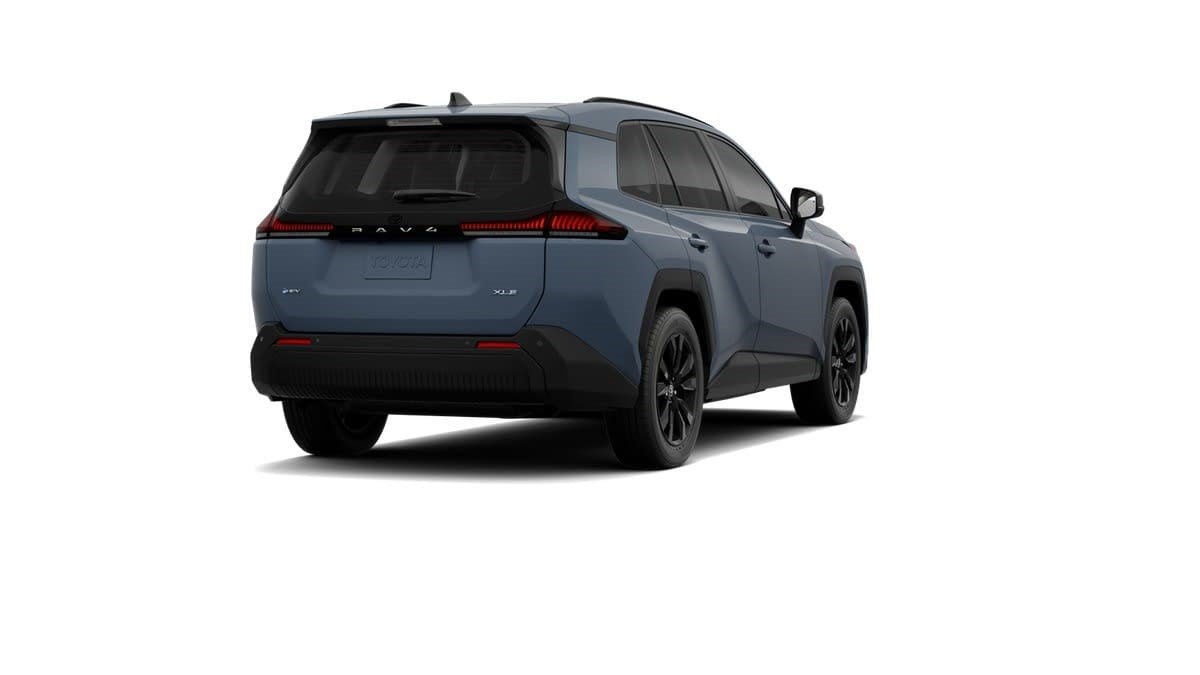 Used 2026 Cloud Toyota XLE Premium image 9