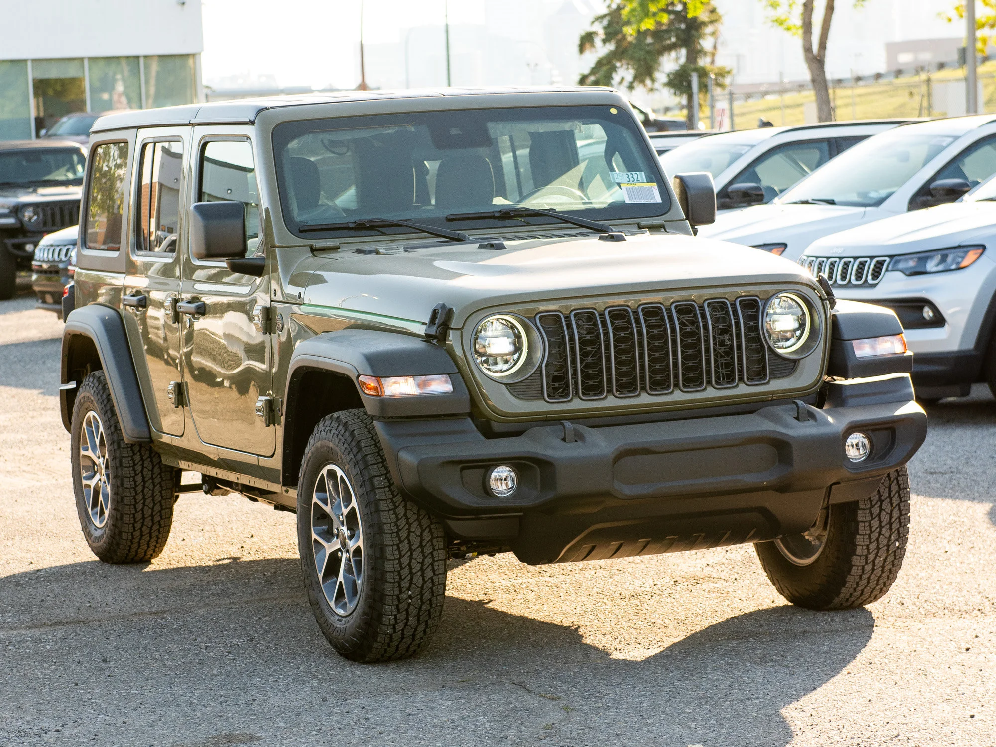 Used 2025 41 Jeep Sport S* 4 Door 4x4, Heated Seats/Wheel, Safety Group, Alpine Audio image 8