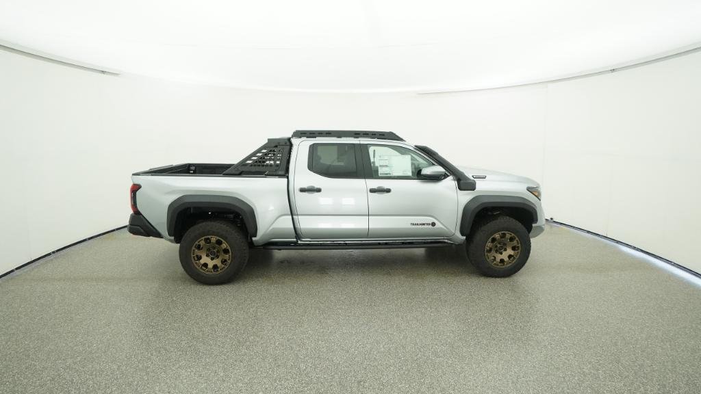 New 2026 Celestial Silver Metallic Toyota Trailhunter image 5