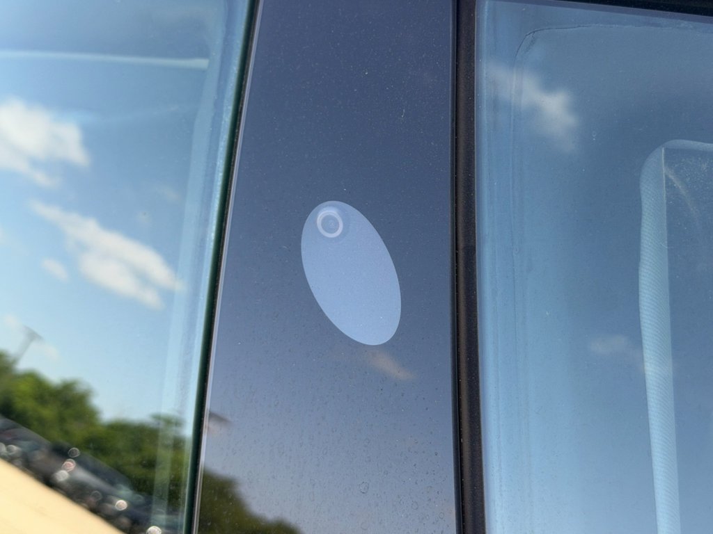 Used 2020  Tesla Standard Range image 32