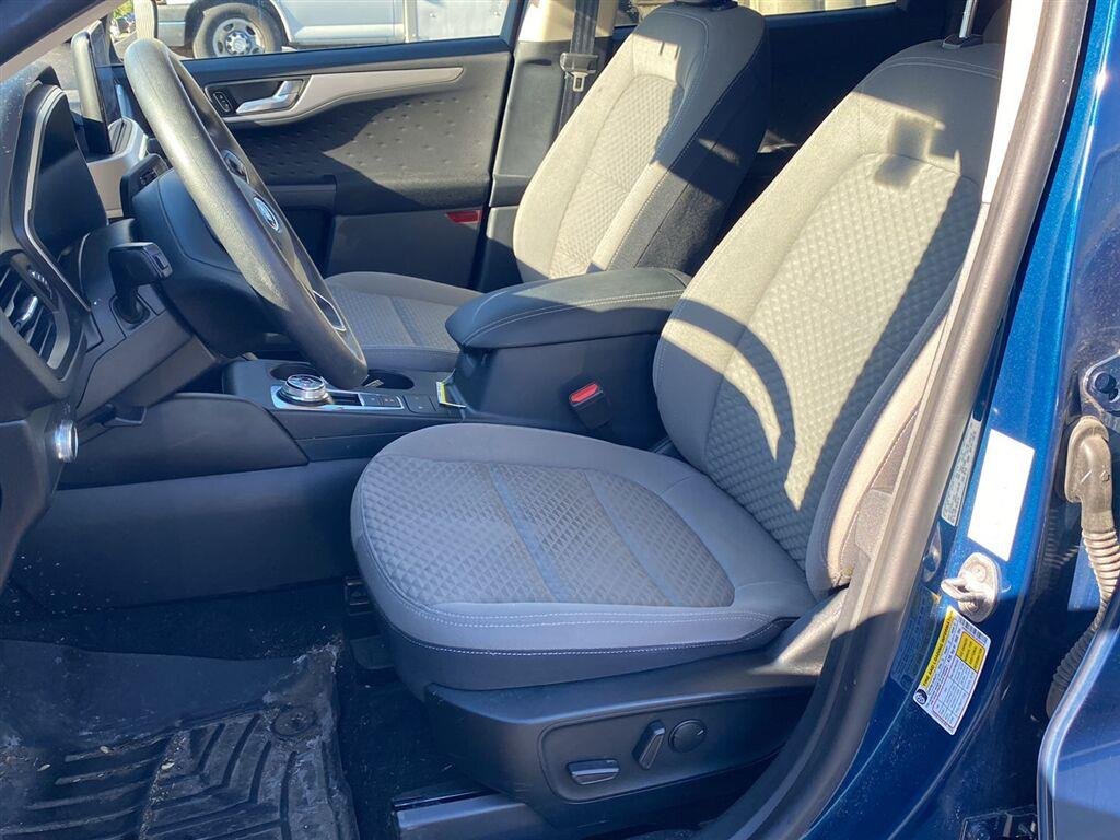 Used 2020 Dark Persian Green Ford SE image 2