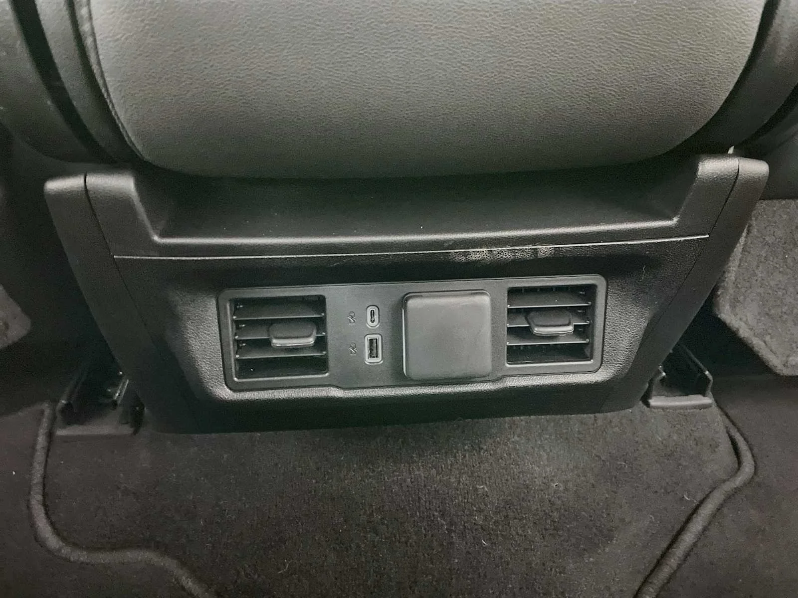Used 2026 Titanium Rush Metallic GMC SLT image 23