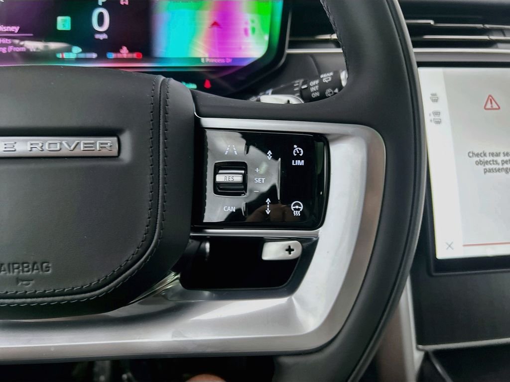 New 2026 Santorini Black Land Rover SE image 12