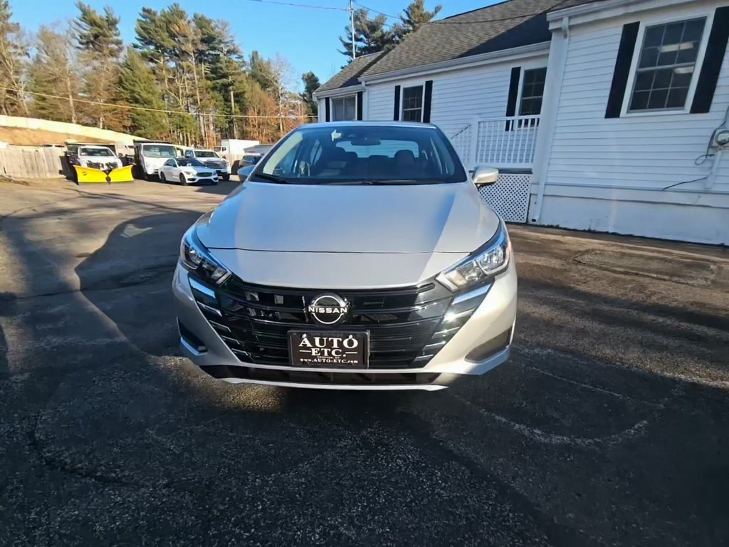 2023 Nissan Versa Sedan SV