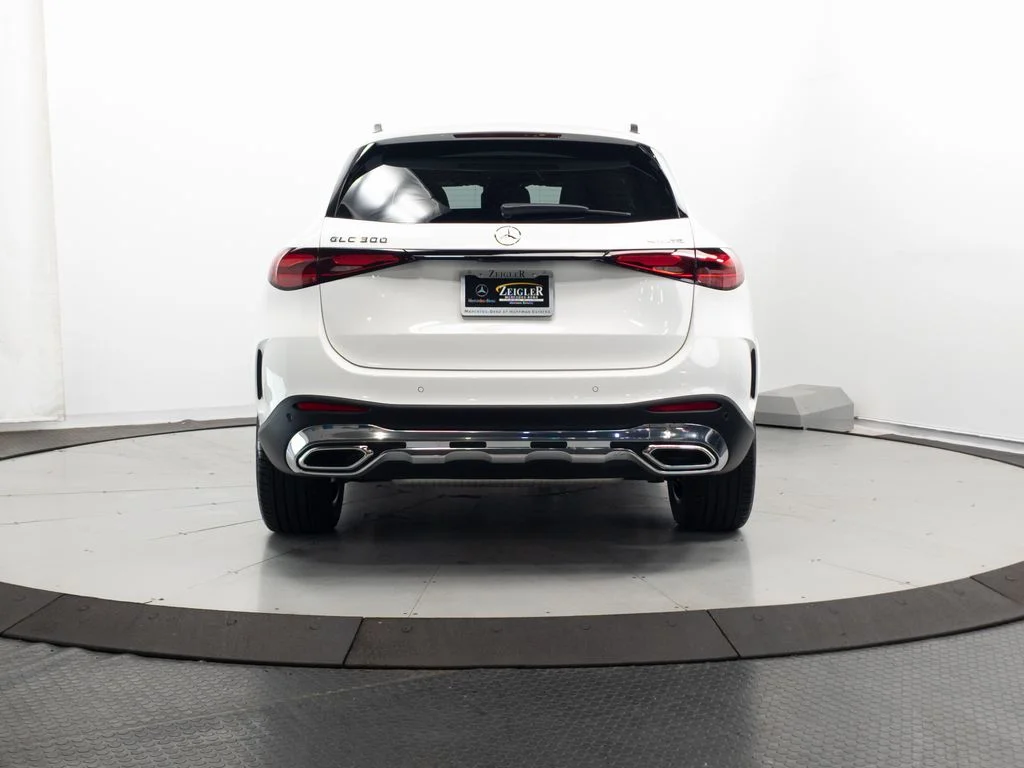 Certified Used 2026 Polar White Mercedes-Benz GLC 300 image 26