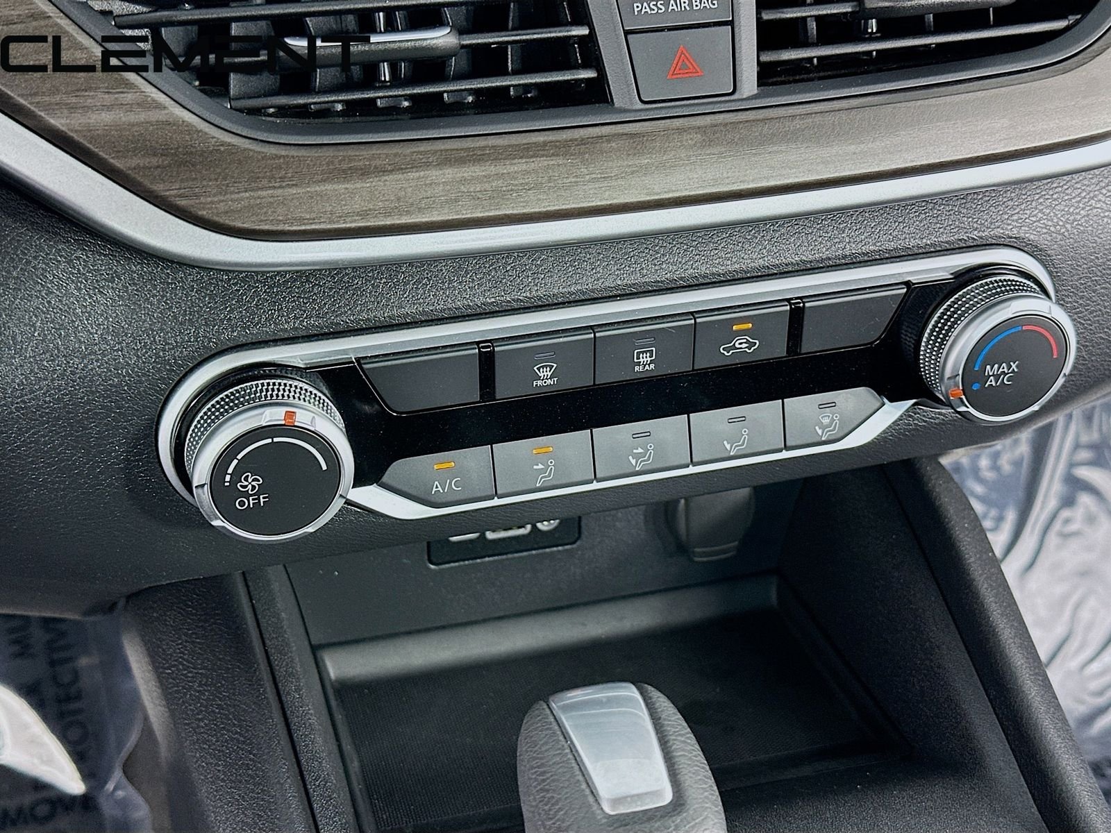 2025 Nissan Altima SV - Photo 22