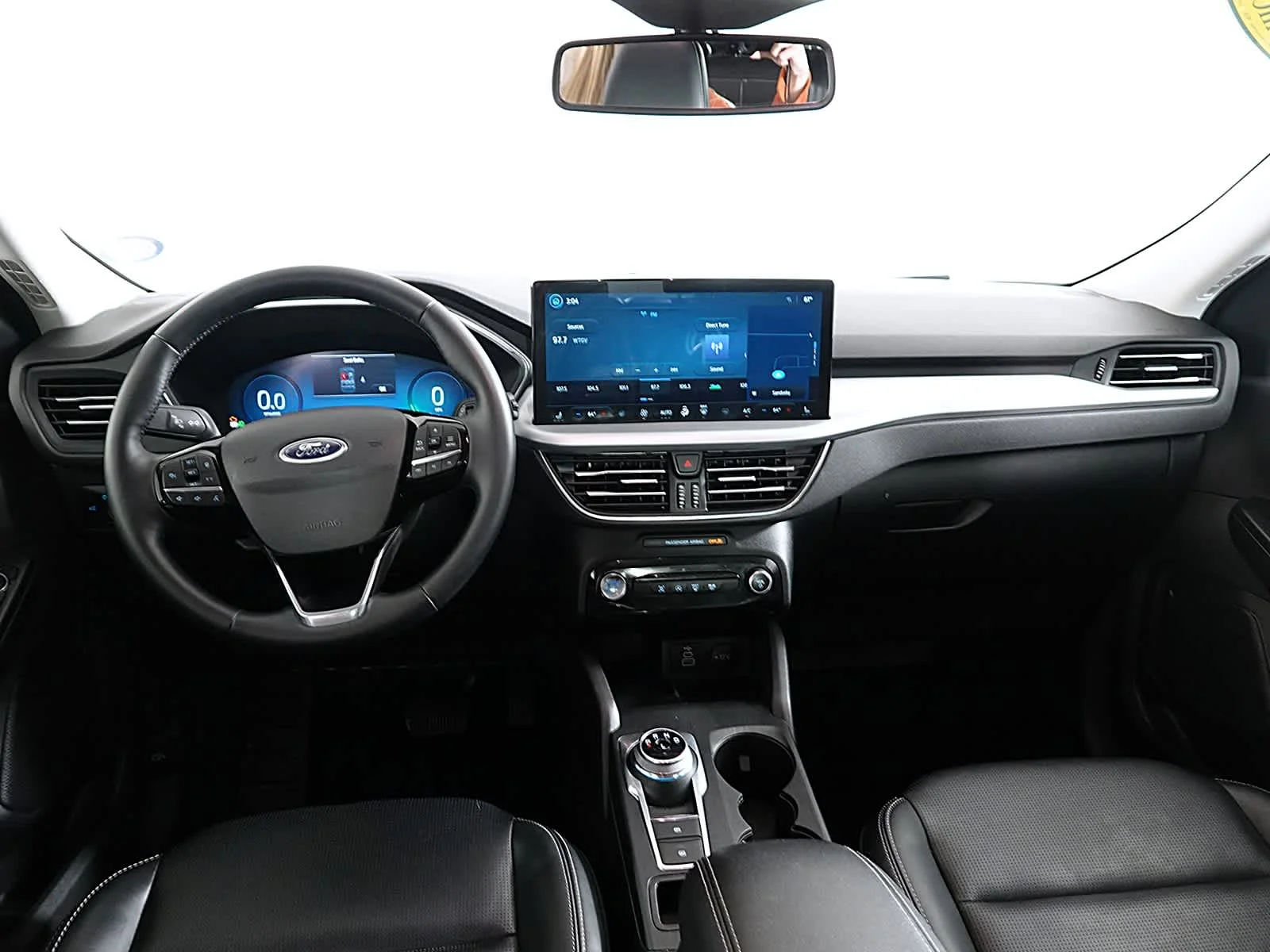 Used 2025 Agate Black Ford Platinum image 2