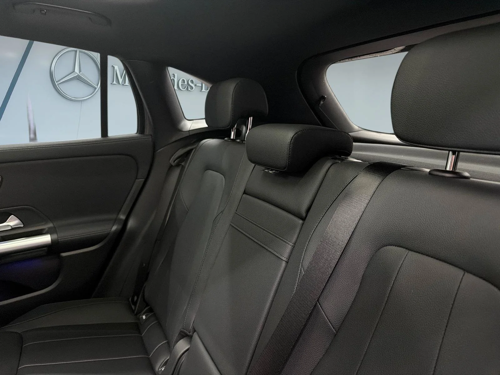 Used 2026 Grey Mercedes-Benz GLA 250 image 21