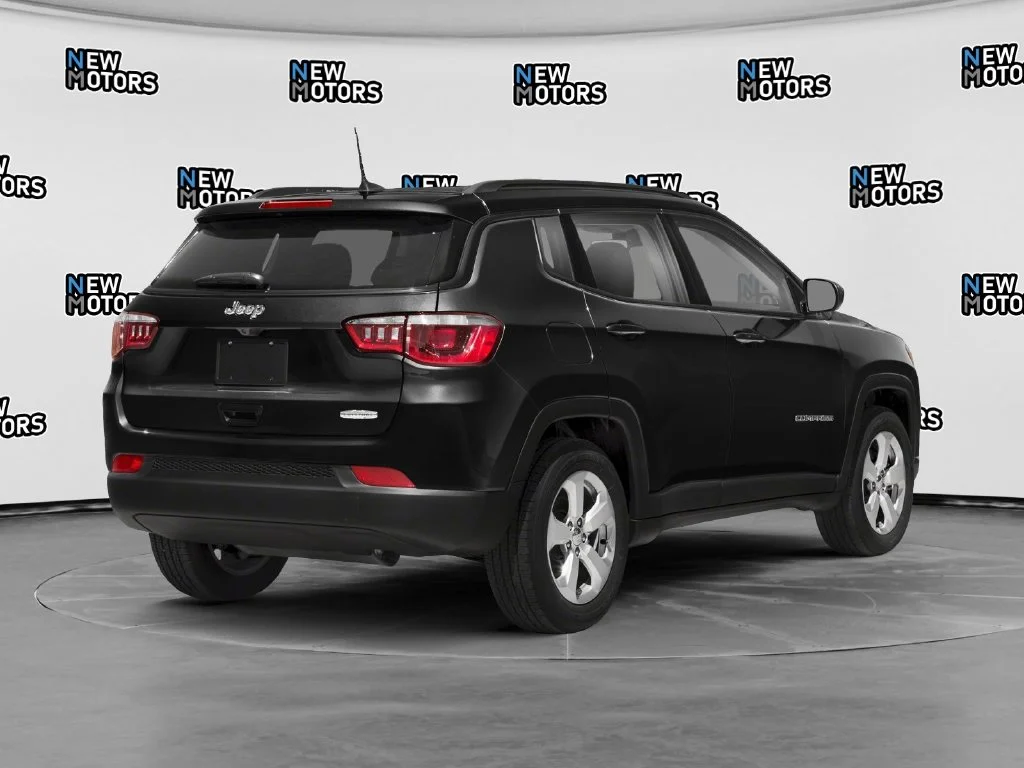 Used 2019 Diamond Black Jeep Latitude image 2