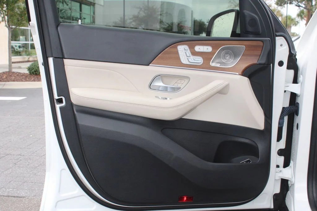 Certified Used 2021  Mercedes-Benz GLE 350 image 10