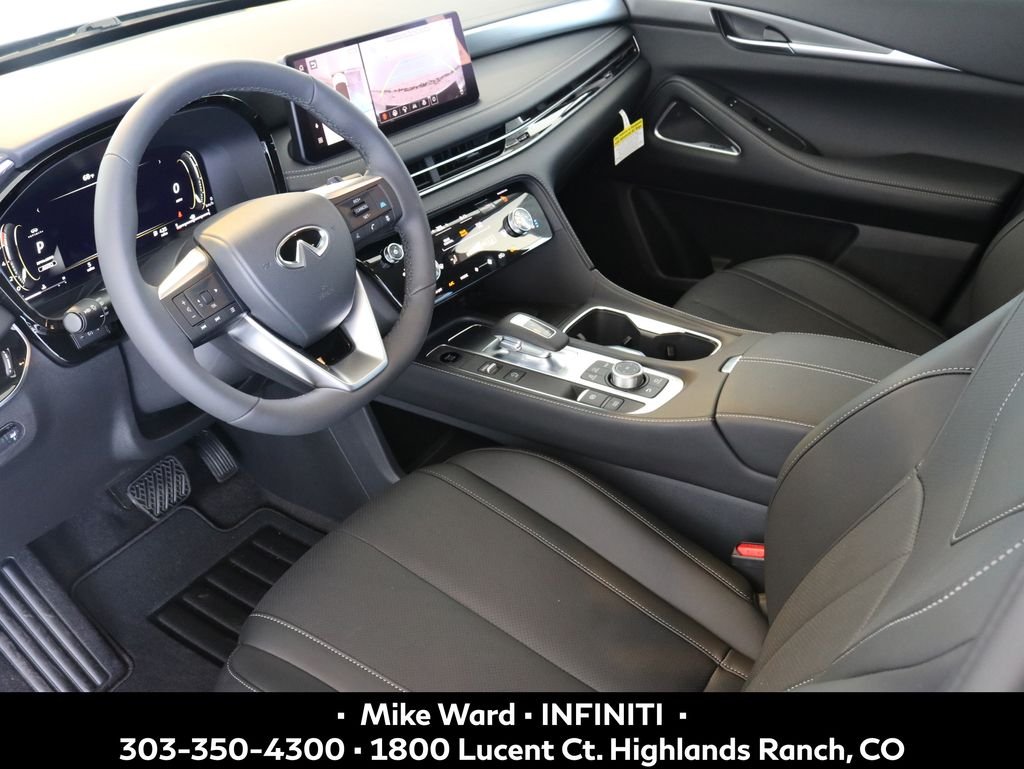 New 2027 DEEP EMERALD INFINITI Luxe AWD image 7