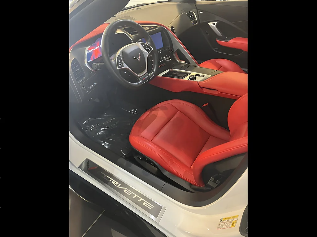Used 2016 Arctic White Chevrolet Z06 image 14