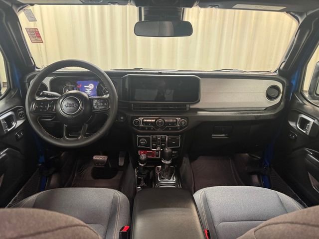 2024 Jeep Wrangler 4-Door Willys - Photo 28