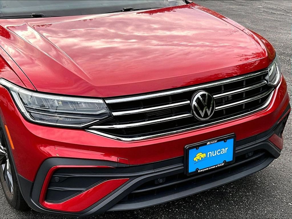 Used 2023 Red Metallic Volkswagen 2.0T SE image 31