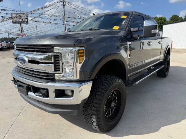 Used 2019 Gray Ford XLT image 1