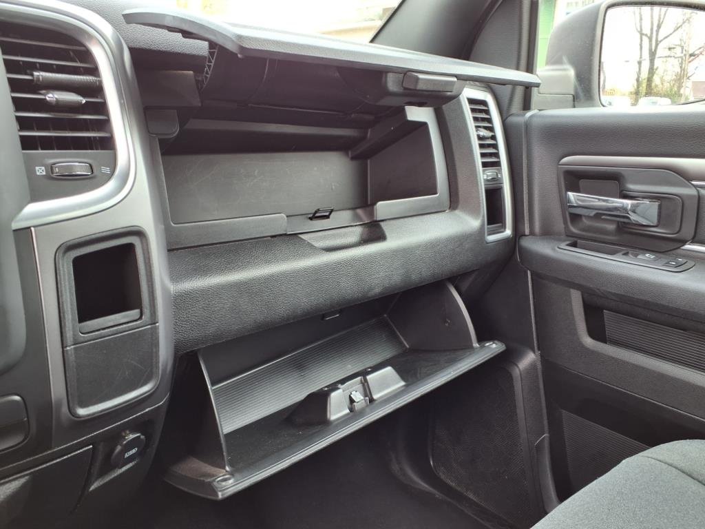 2024 RAM Ram 1500 Classic Warlock - Photo 25