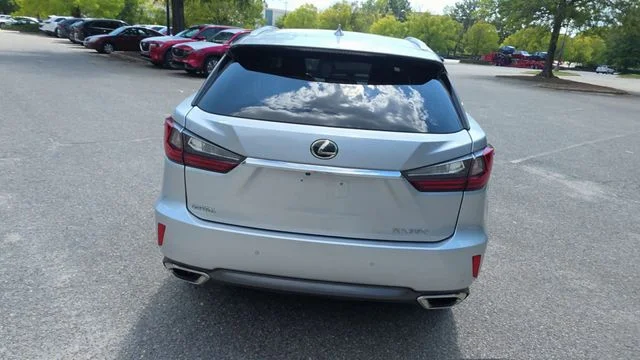 Used 2017  Lexus 350 image 7