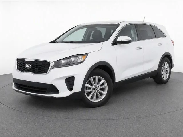 Used 2019 Snow White Pearl Kia L image 2