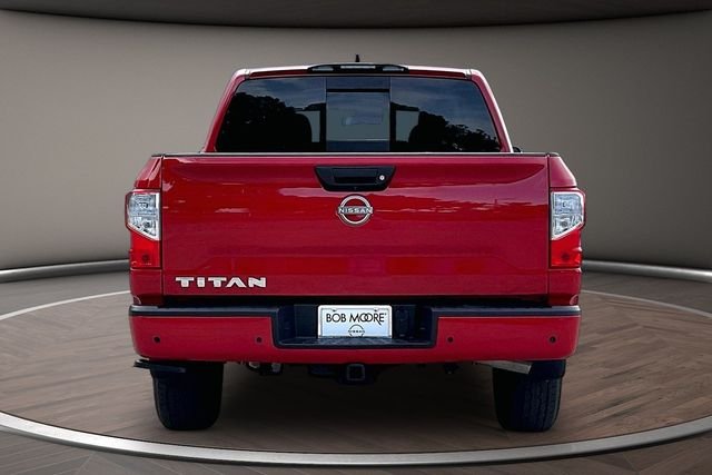 Used 2024 Red Nissan SV image 4