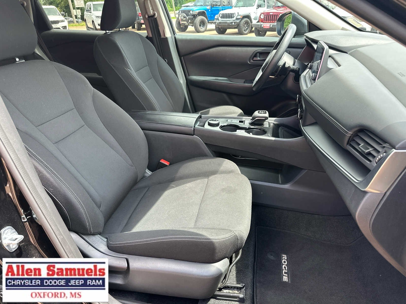 Used 2024 Super Black Nissan S image 42