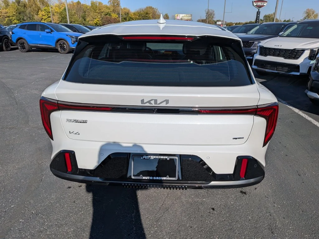 New 2027 Snow White Pearl Kia GT-Line image 33