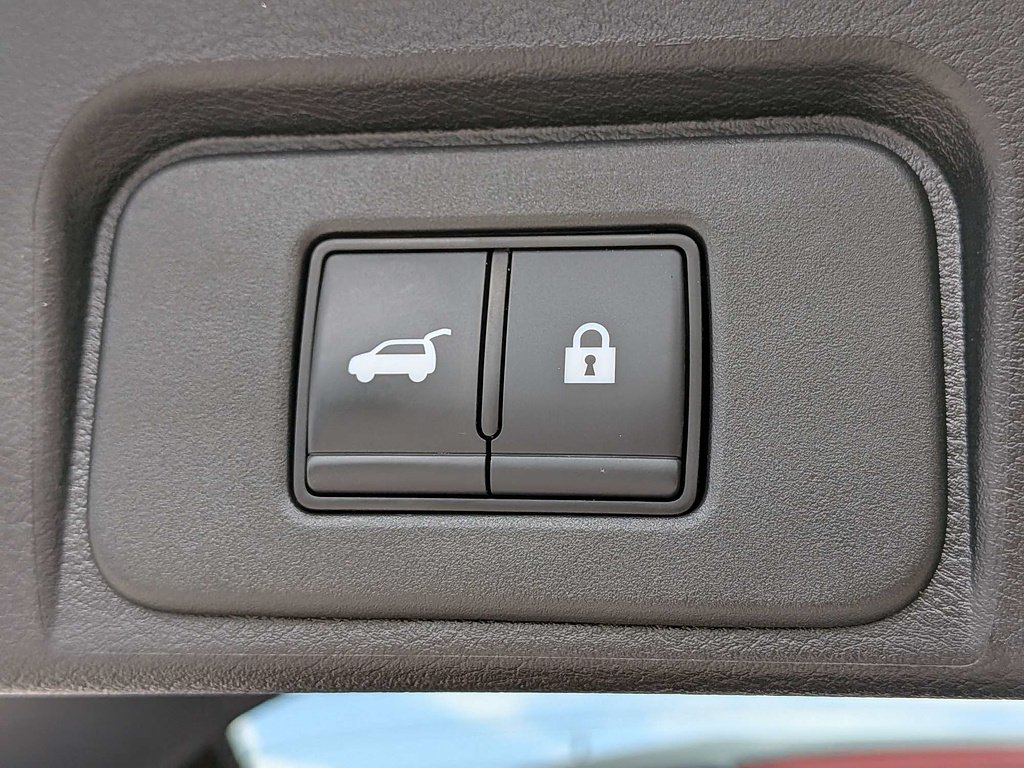2026 Nissan Rogue SL - Photo 14