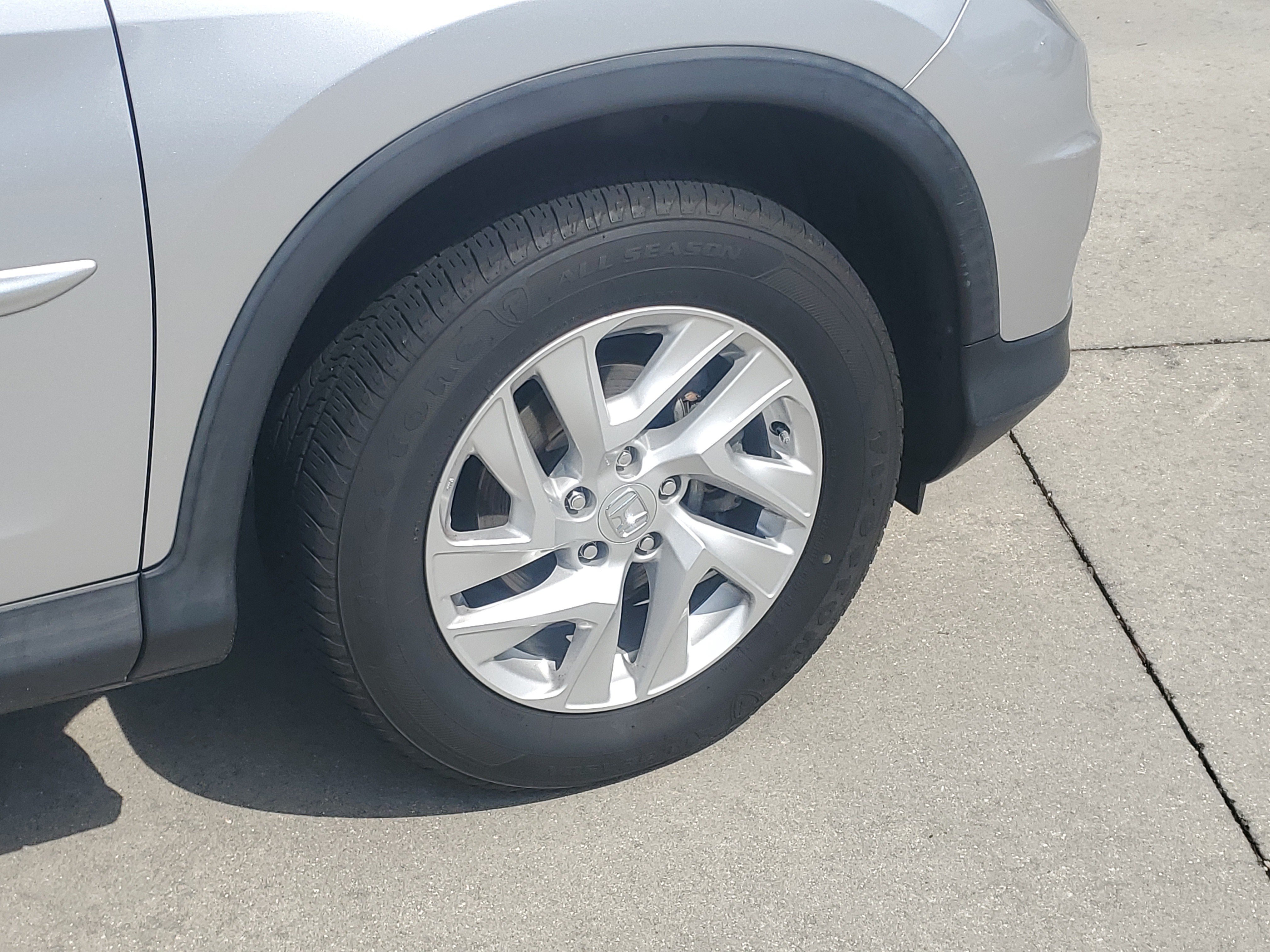 Used 2015 Silver Honda EX-L image 6