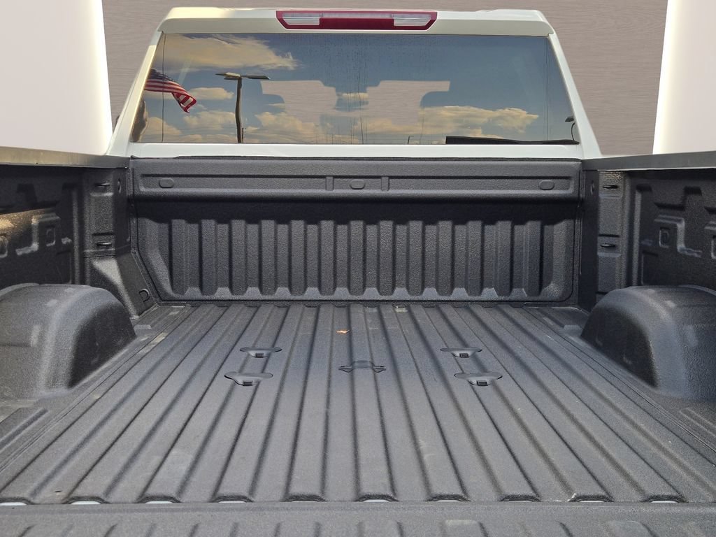 Used 2025 Summit White GMC Pro image 19