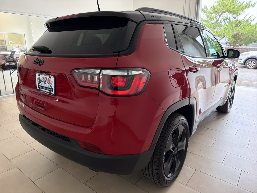 Used 2021 Red Line Jeep Latitude image 7