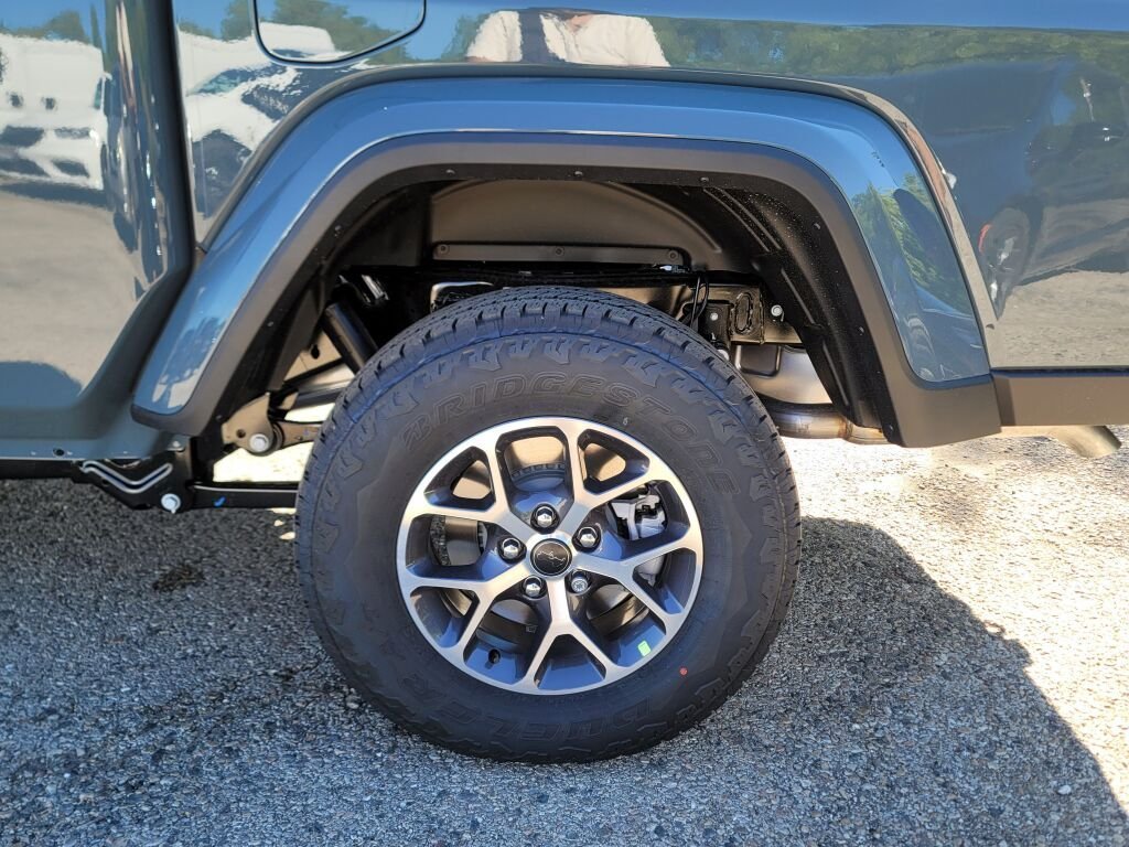 New 2026 Anvil Clear-Coat Exterior Paint Jeep Sport S image 17