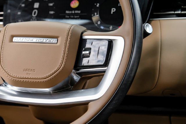 Used 2025 Gray Land Rover Autobiography image 23