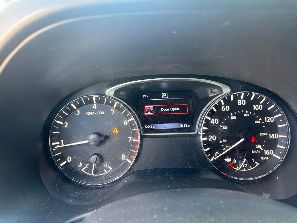 Used 2019 Blue Nissan S image 2