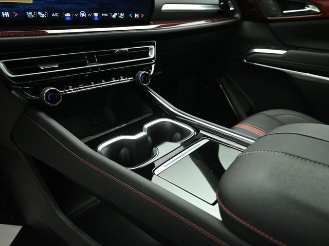 2024 CHEVROLET TRAVERSE - Image 13