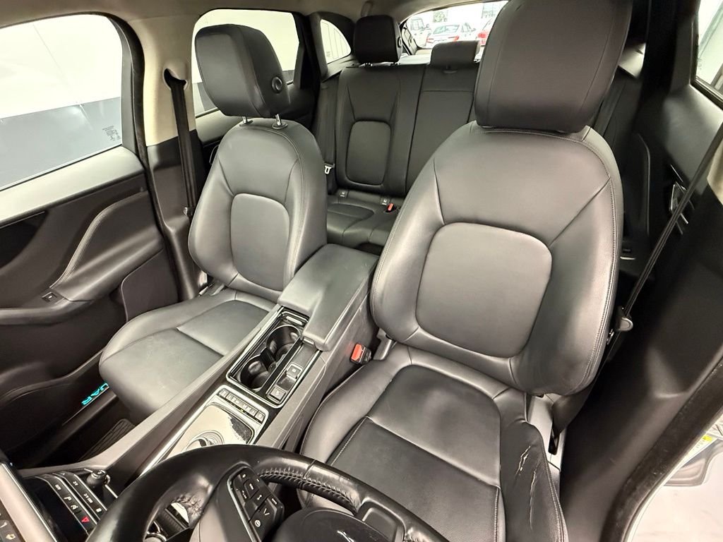 Used 2019 Silver Jaguar 25t Premium image 58