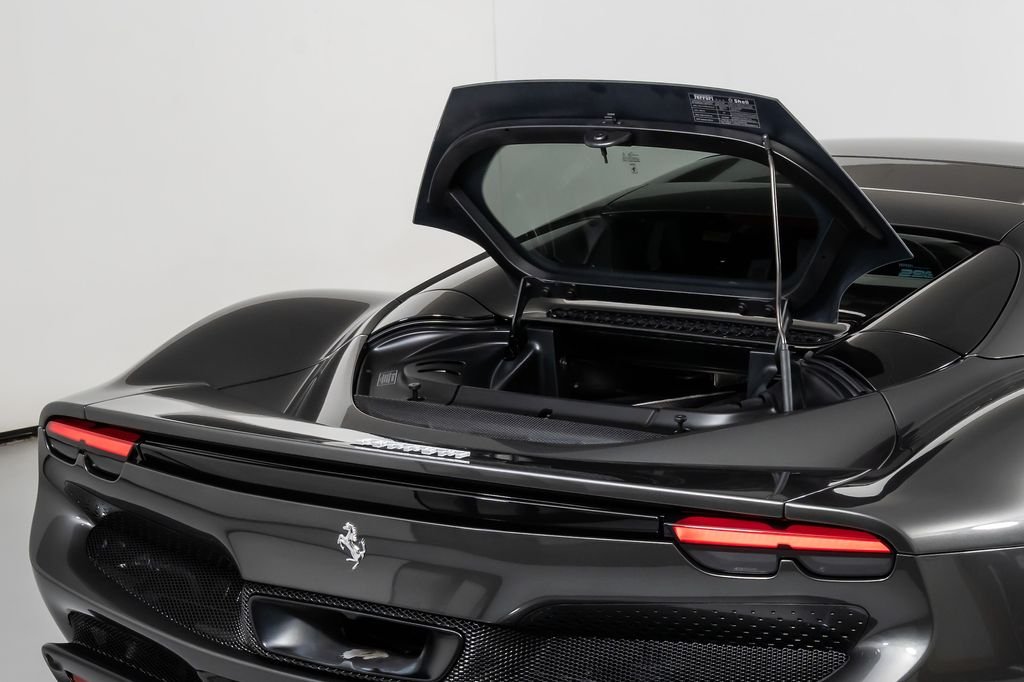 Used 2023 Gray Ferrari  image 16