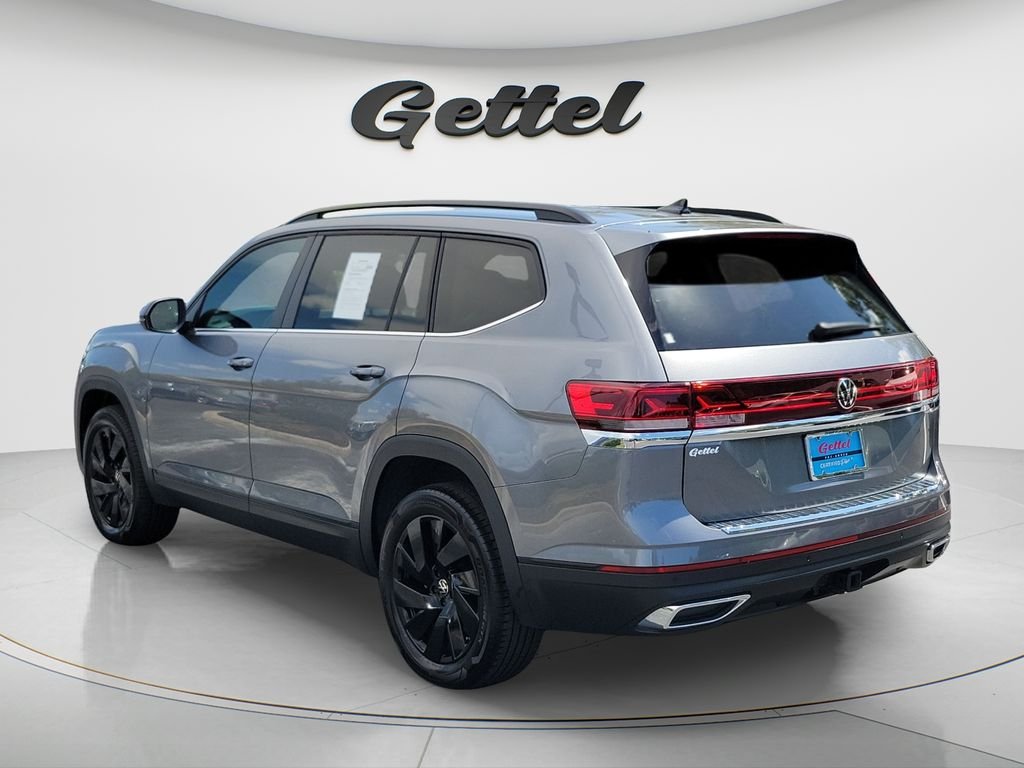 2024 Volkswagen Atlas SE w/Tech - Photo 7