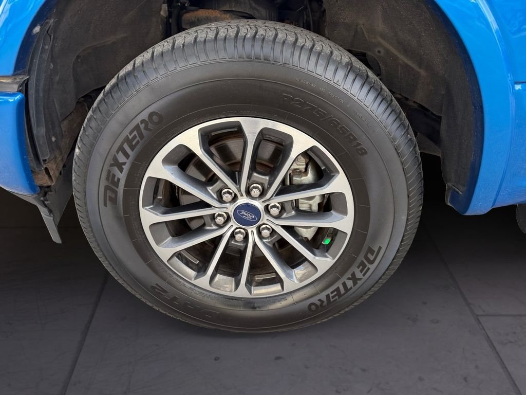 Used 2019 Blue Ford Lariat image 9