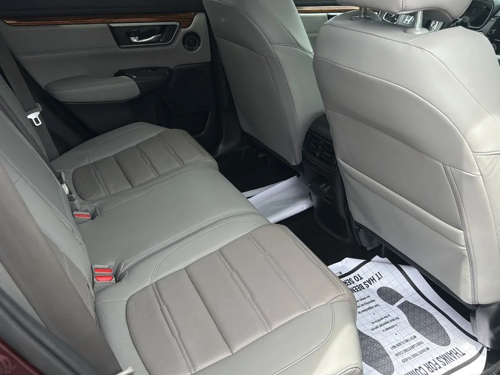 Used 2018 Red Honda EX-L image 17