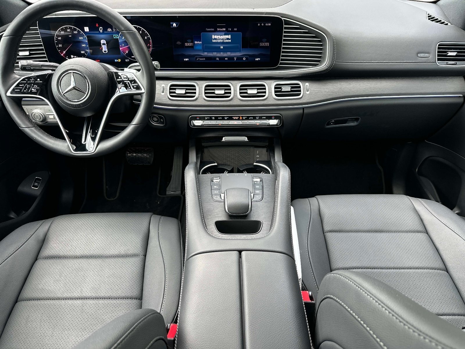 Certified Used 2025 Selenite Gray Metallic Mercedes-Benz GLE 450 image 13