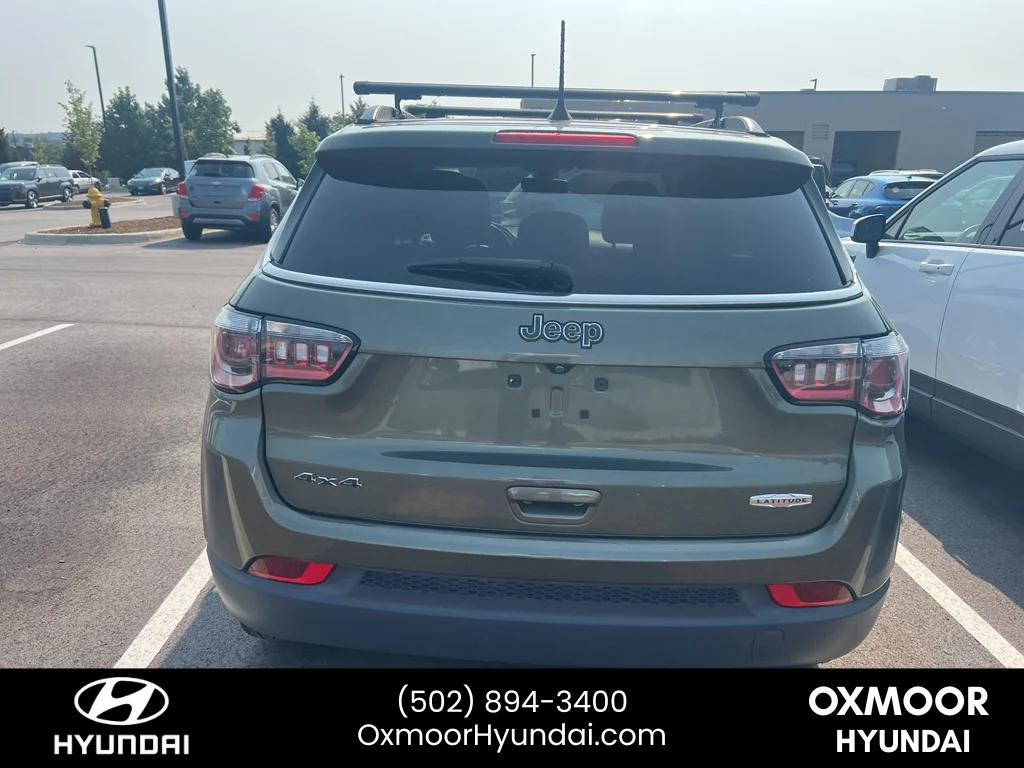Used 2021 Olive Green Pearlcoat Jeep Latitude image 19