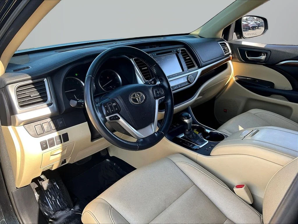 Used 2018 Black Toyota Limited image 17