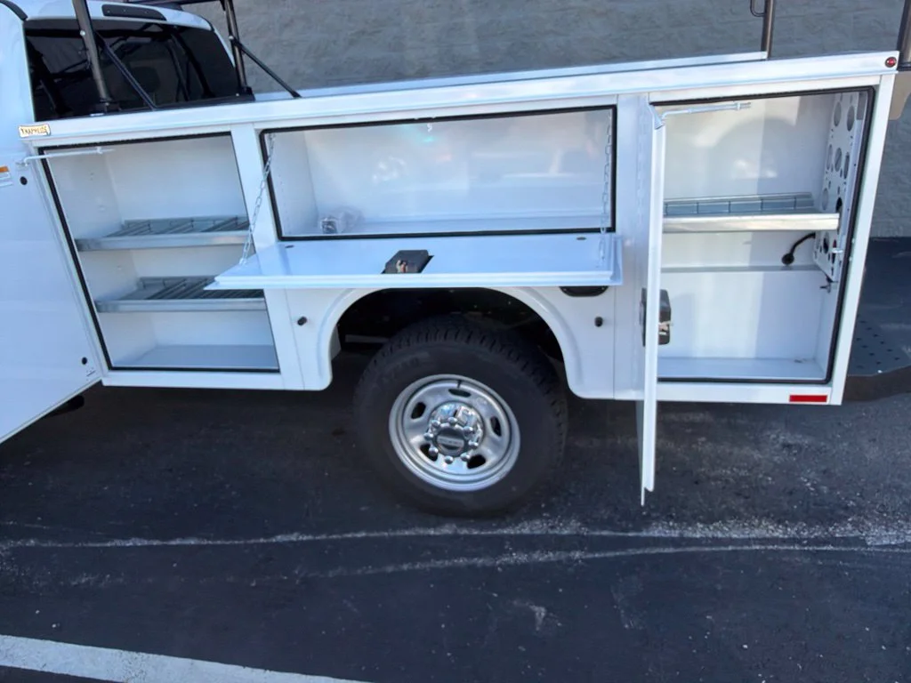 New 2027 Oxford White Ford F-350® XL image 13